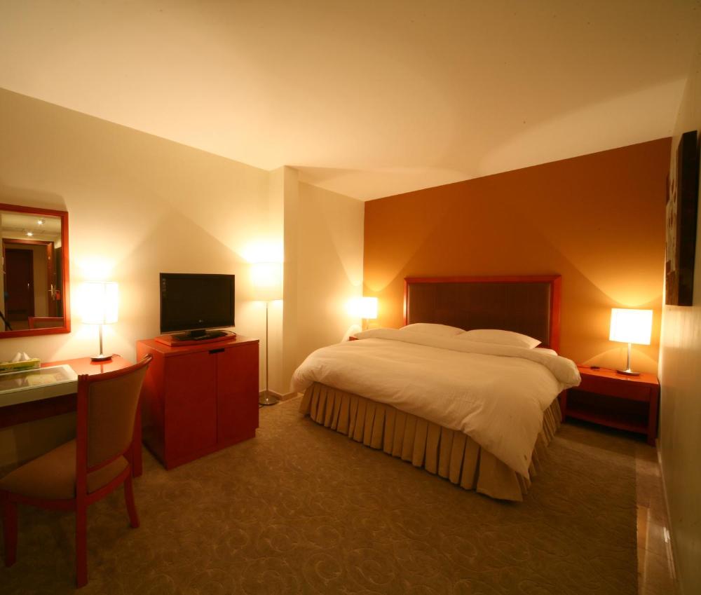Room image 2